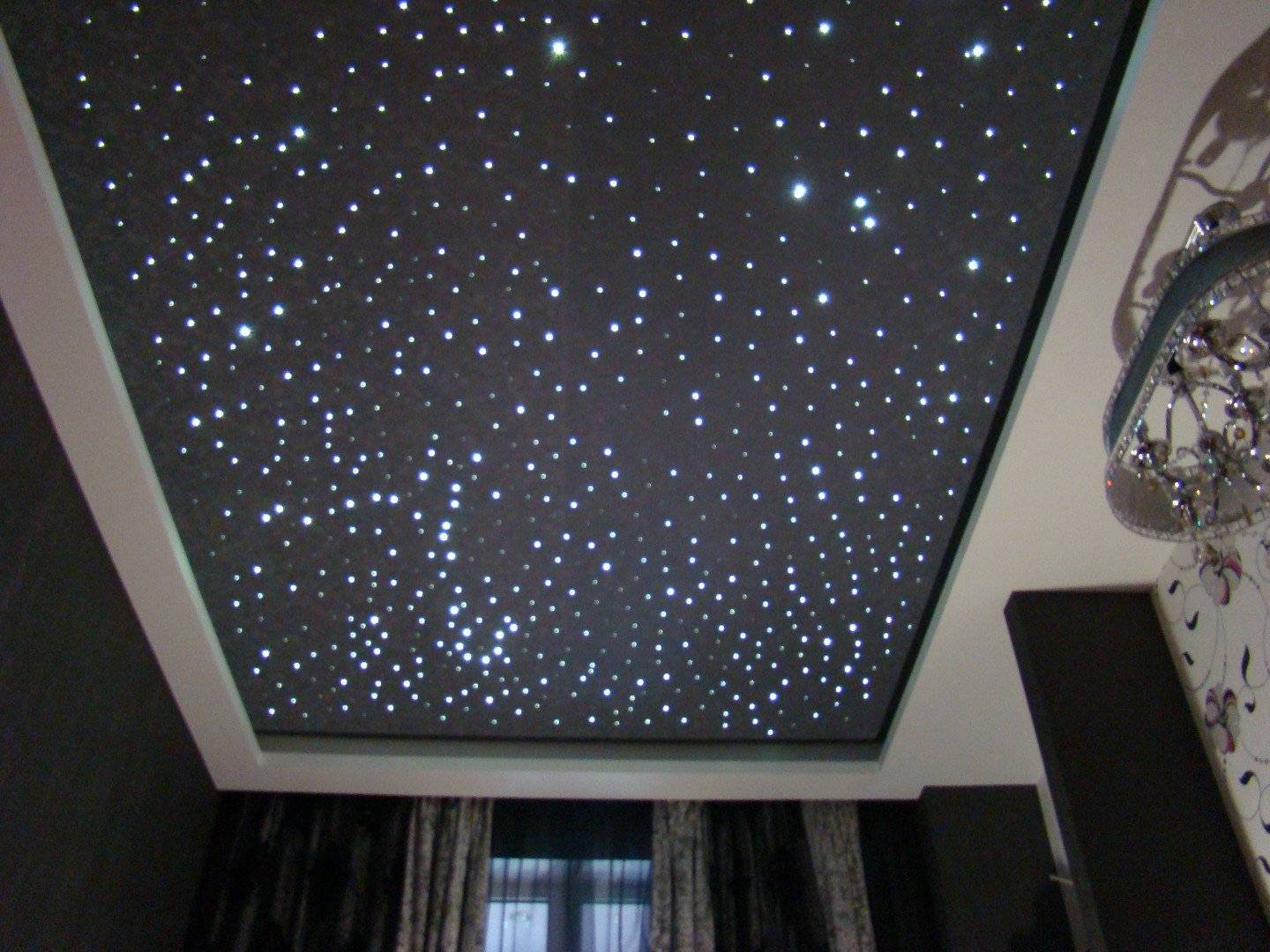 натяжной потолок звездное небо фото 7